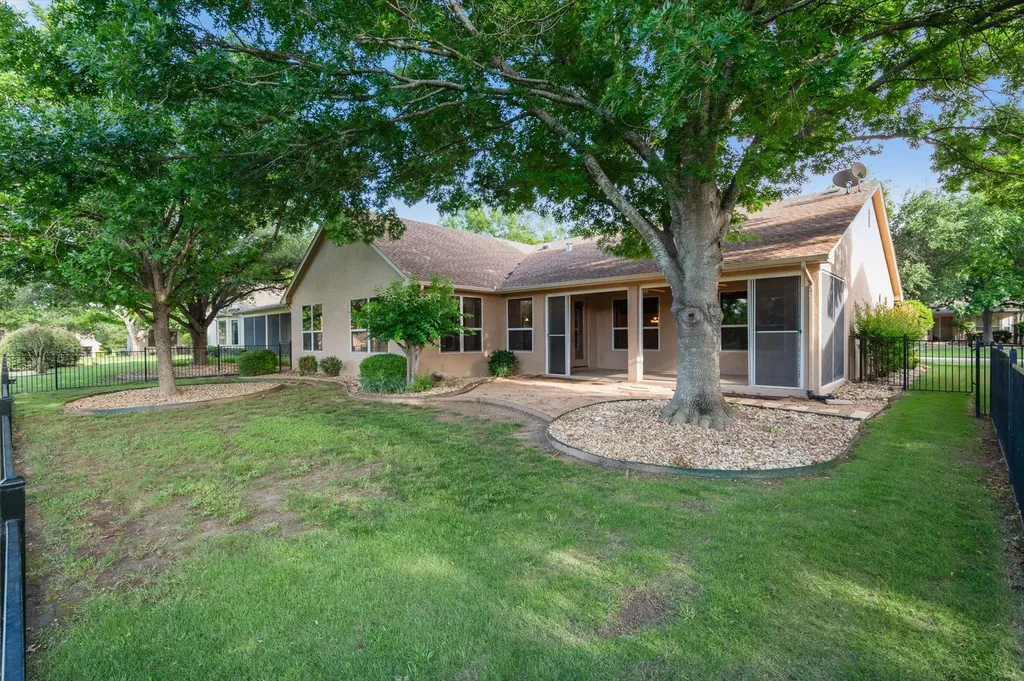 126 Trail Rider Way Georgetown TX 78633