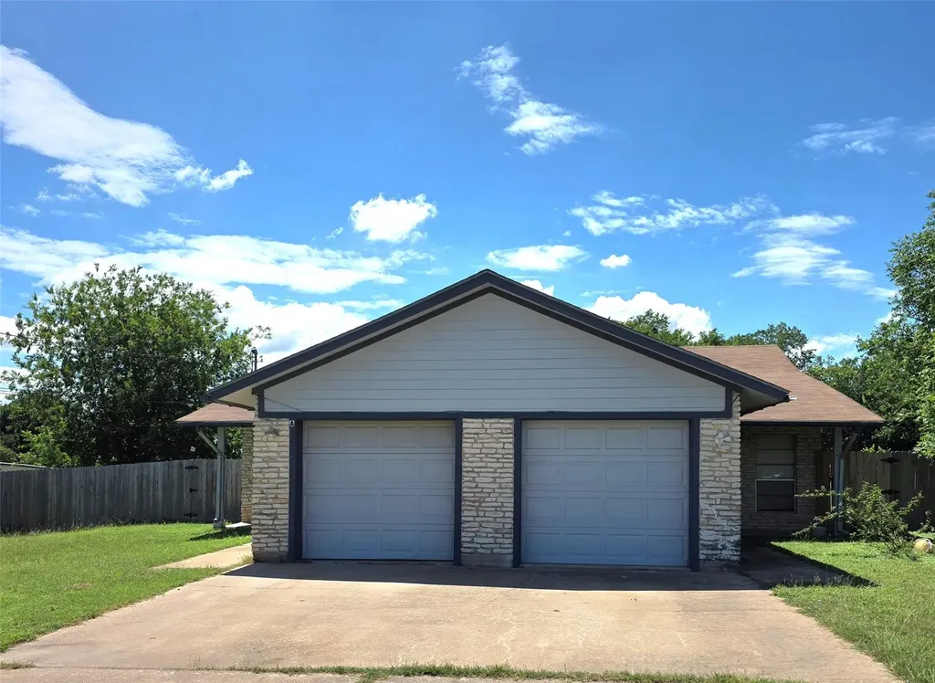 15208 Spring Hill Lane Pflugerville TX 78660