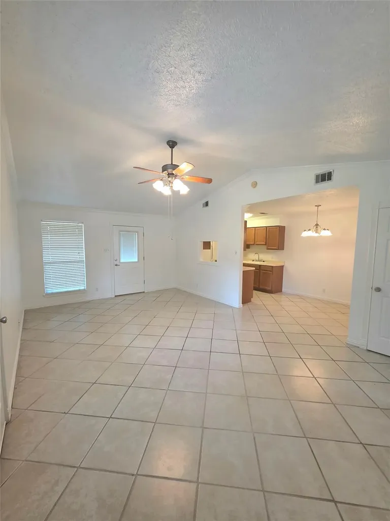 15208 Spring Hill Lane Pflugerville TX 78660