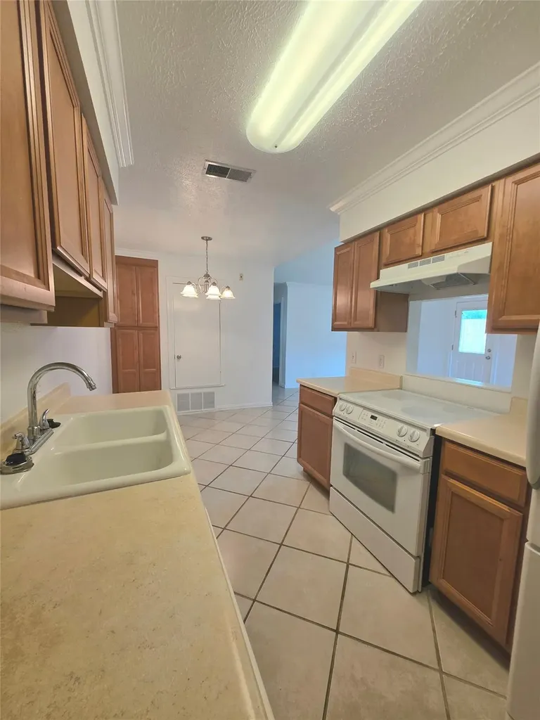 15208 Spring Hill Lane Pflugerville TX 78660