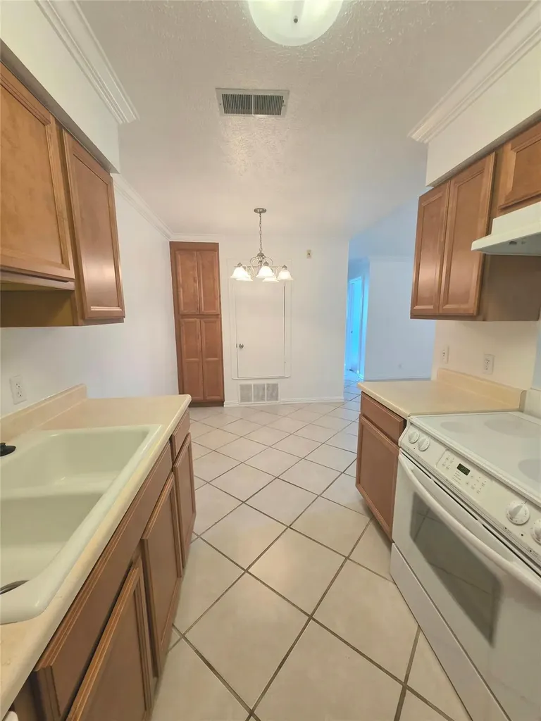 15208 Spring Hill Lane Pflugerville TX 78660