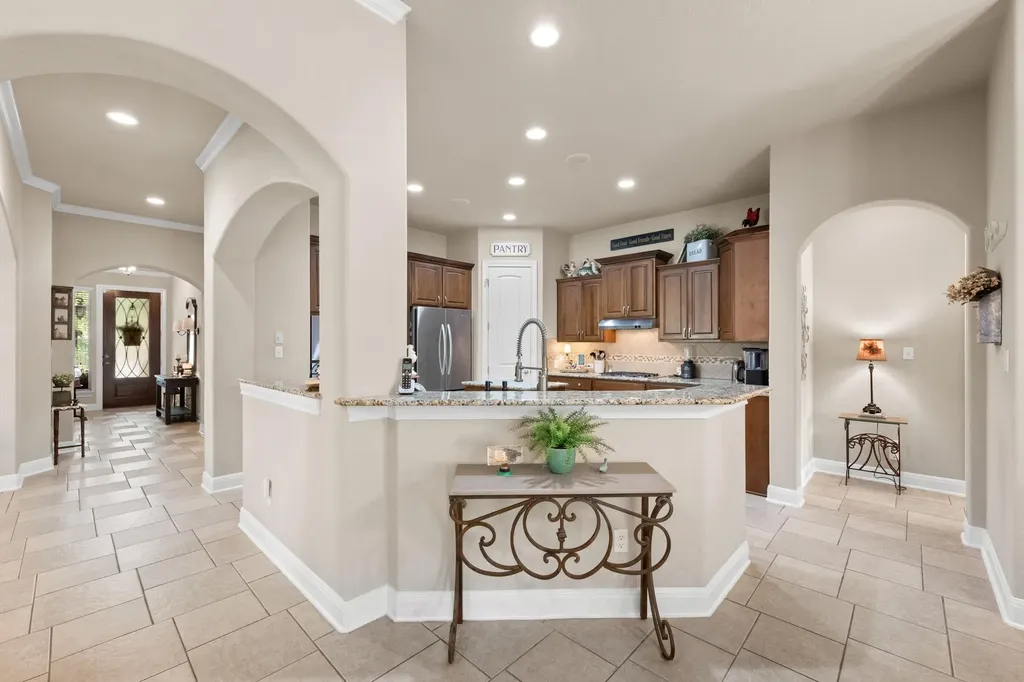 292 Swallowtail Drive Austin TX 78737
