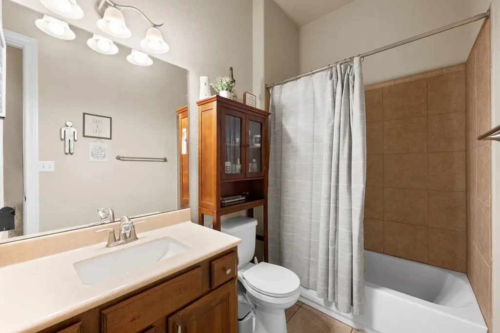 292 Swallowtail Drive Austin TX 78737