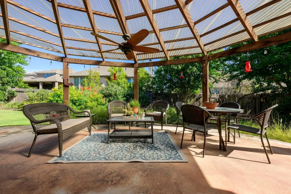 292 Swallowtail Drive Austin TX 78737