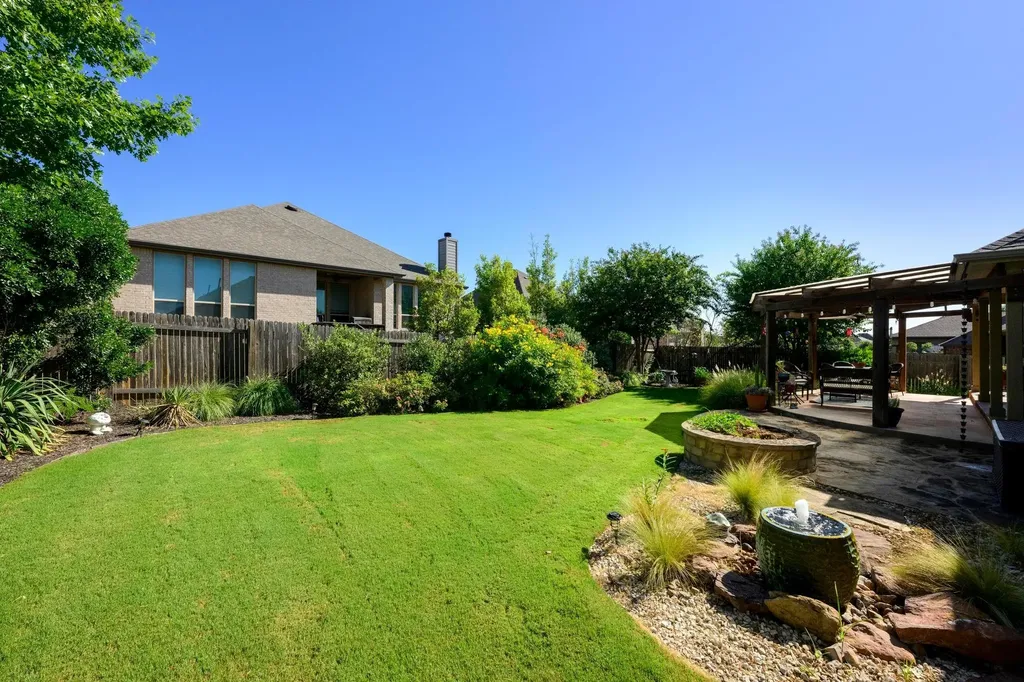 292 Swallowtail Drive Austin TX 78737