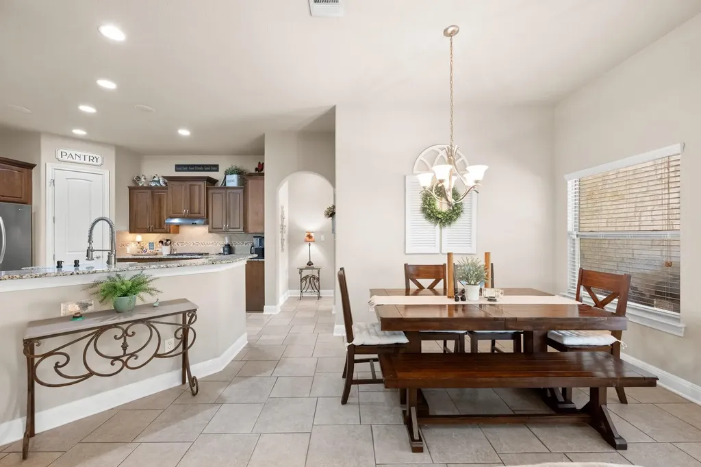 292 Swallowtail Drive Austin TX 78737