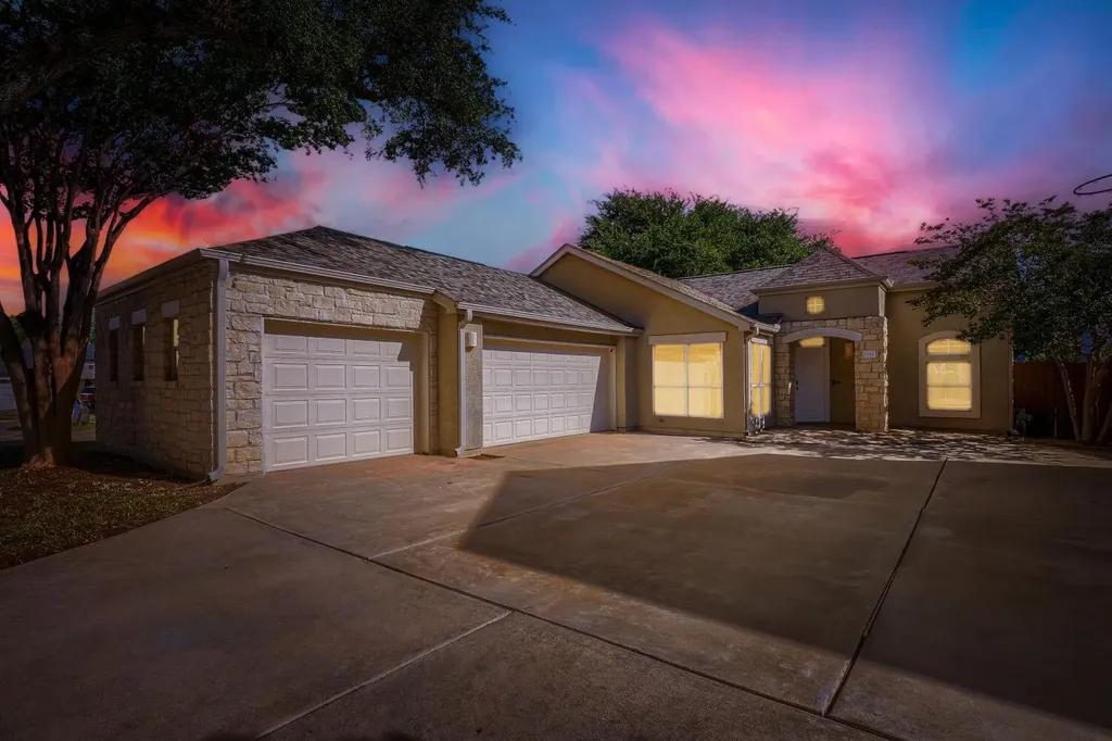 3302 Ross Cove Round Rock TX 78664