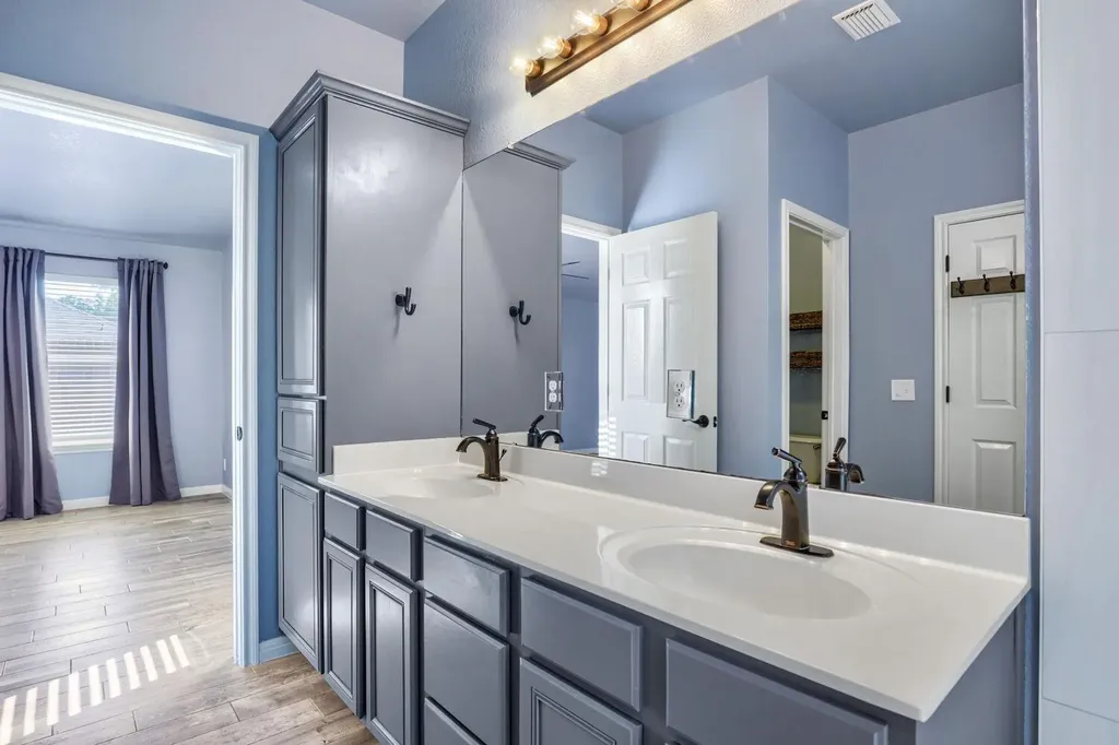3302 Ross Cove Round Rock TX 78664