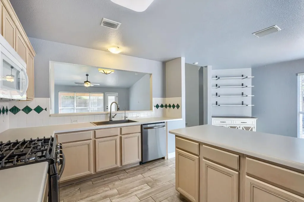 3302 Ross Cove Round Rock TX 78664
