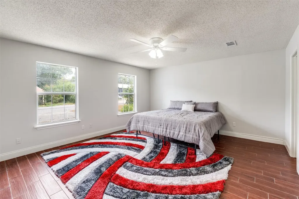 417 N Blanco Street Lockhart TX 78644