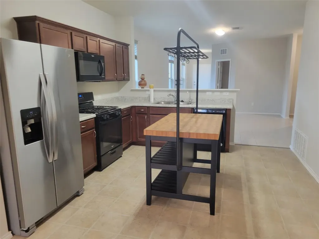 221 Compania Drive Liberty Hill TX 78642