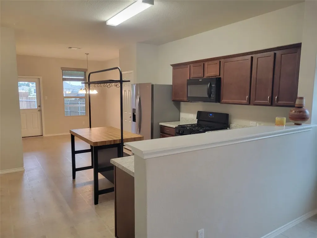221 Compania Drive Liberty Hill TX 78642