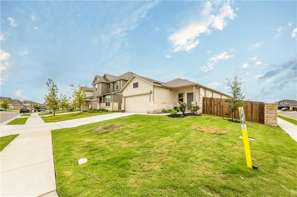 221 Compania Drive Liberty Hill TX 78642