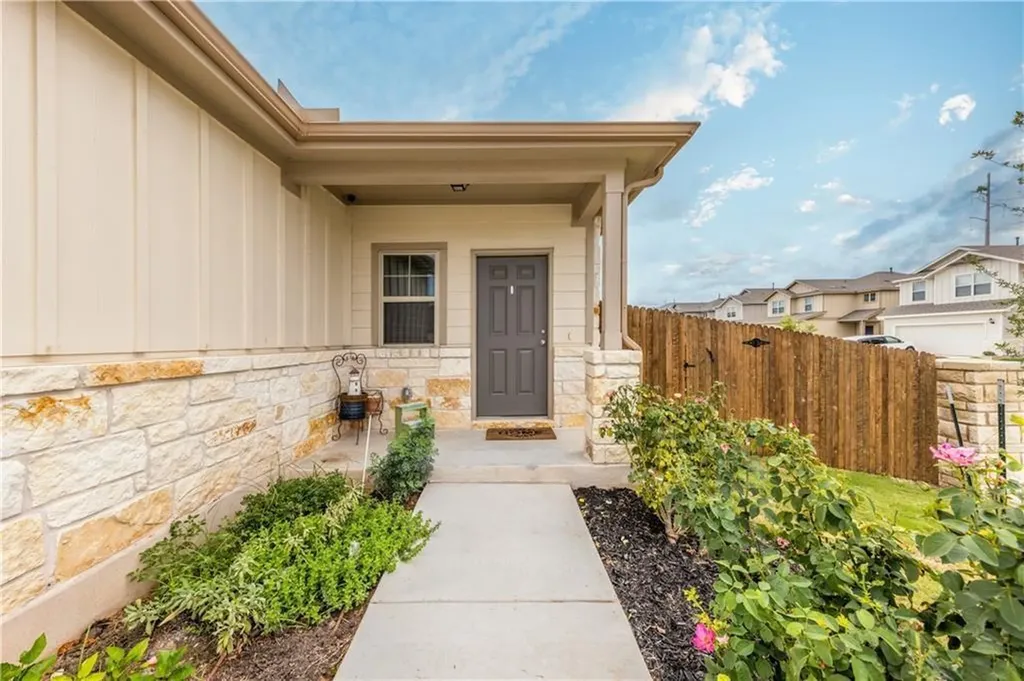 221 Compania Drive Liberty Hill TX 78642