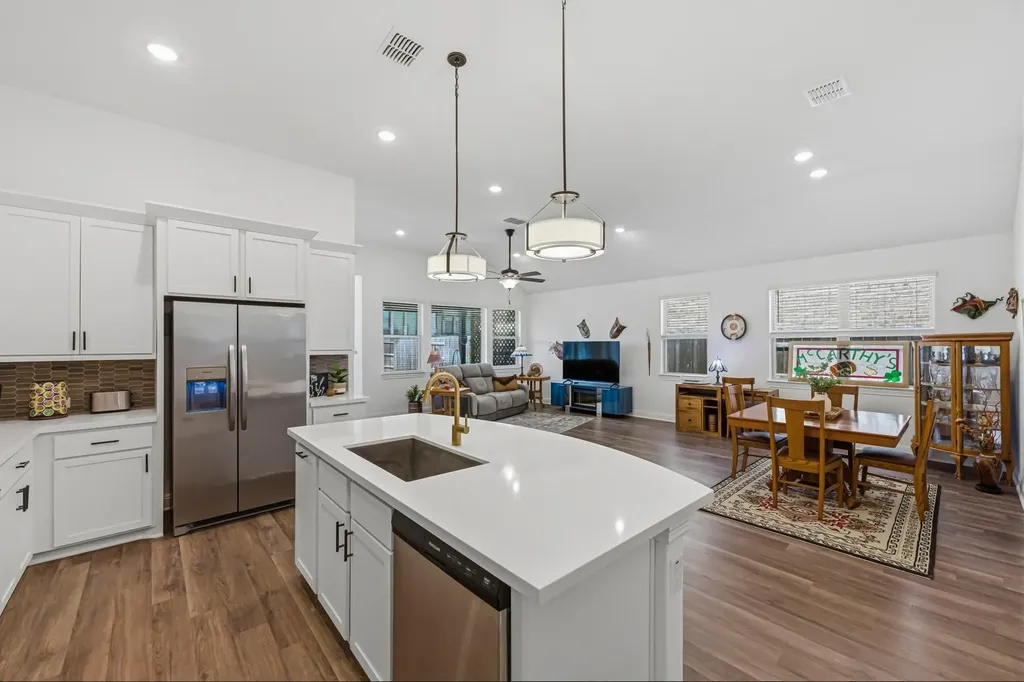 602 Jefferson Drive Kyle TX 78640