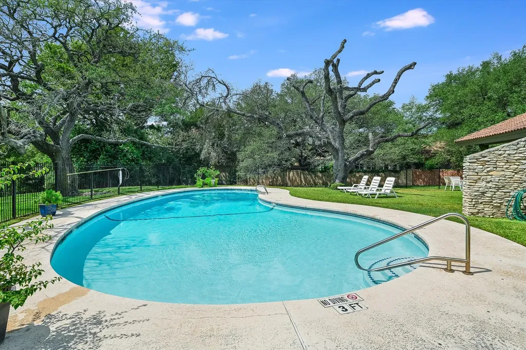 11125 Pinehurst Drive Austin TX 78747