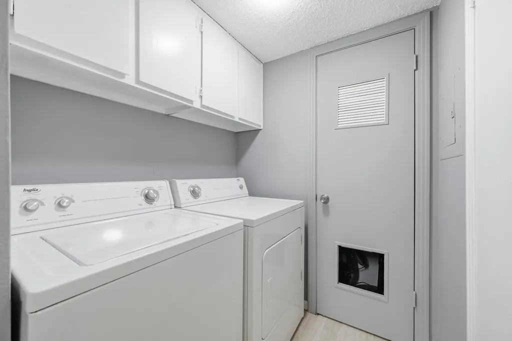 6406 Chimney Creek Circle Austin TX 78723