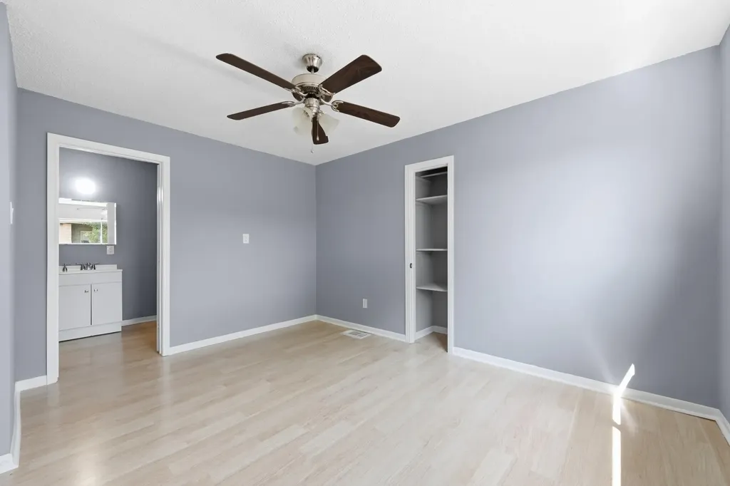 6406 Chimney Creek Circle Austin TX 78723