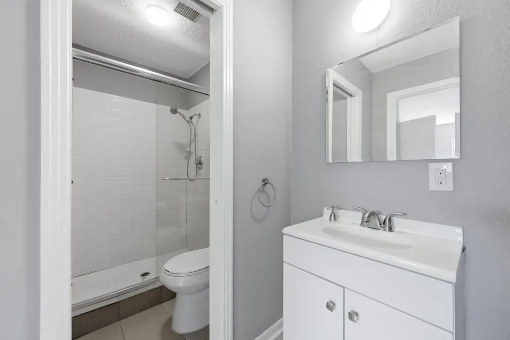 6406 Chimney Creek Circle Austin TX 78723