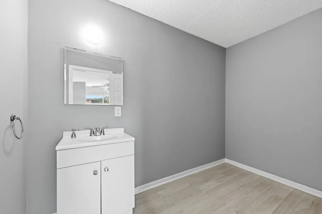 6406 Chimney Creek Circle Austin TX 78723