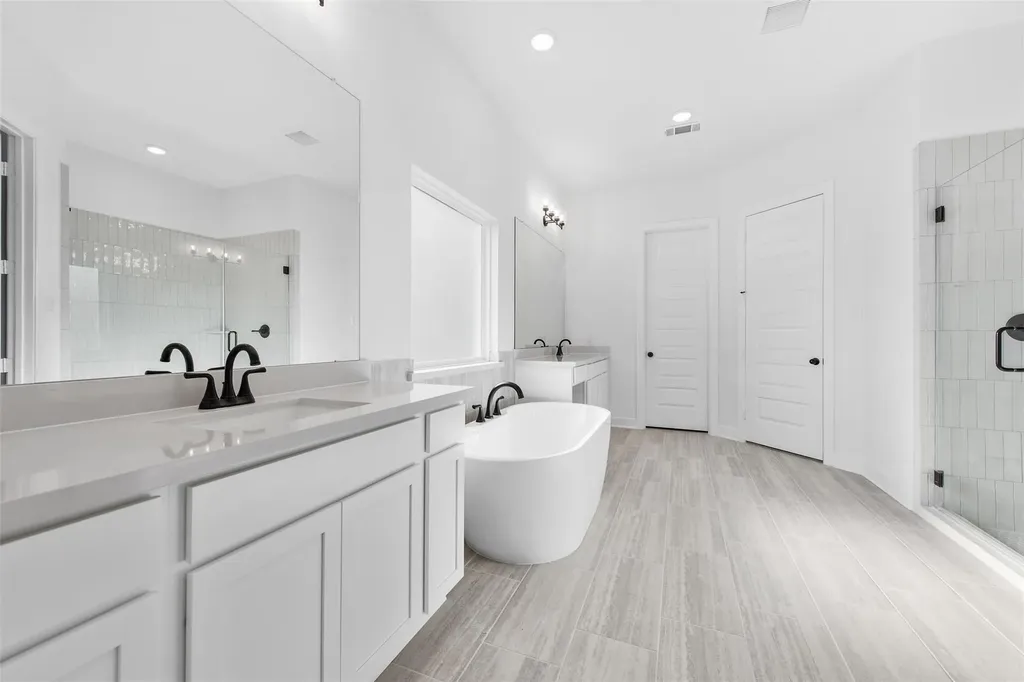 7425 Desert Needle Drive Lago Vista TX 78645