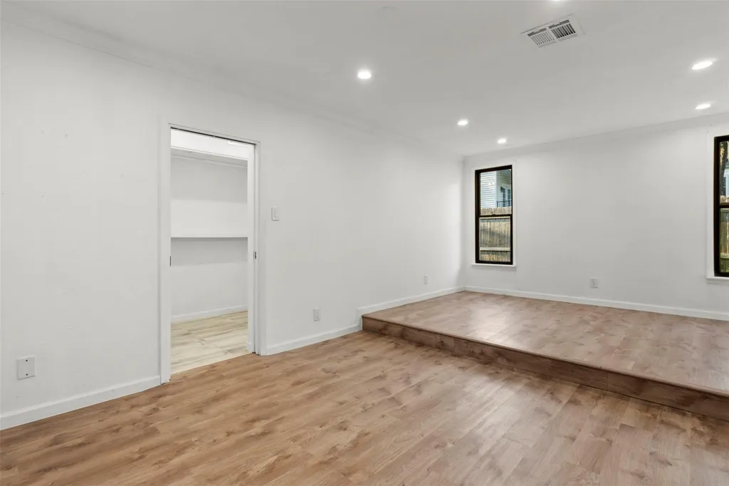 4202 N Hills Drive Austin TX 78731