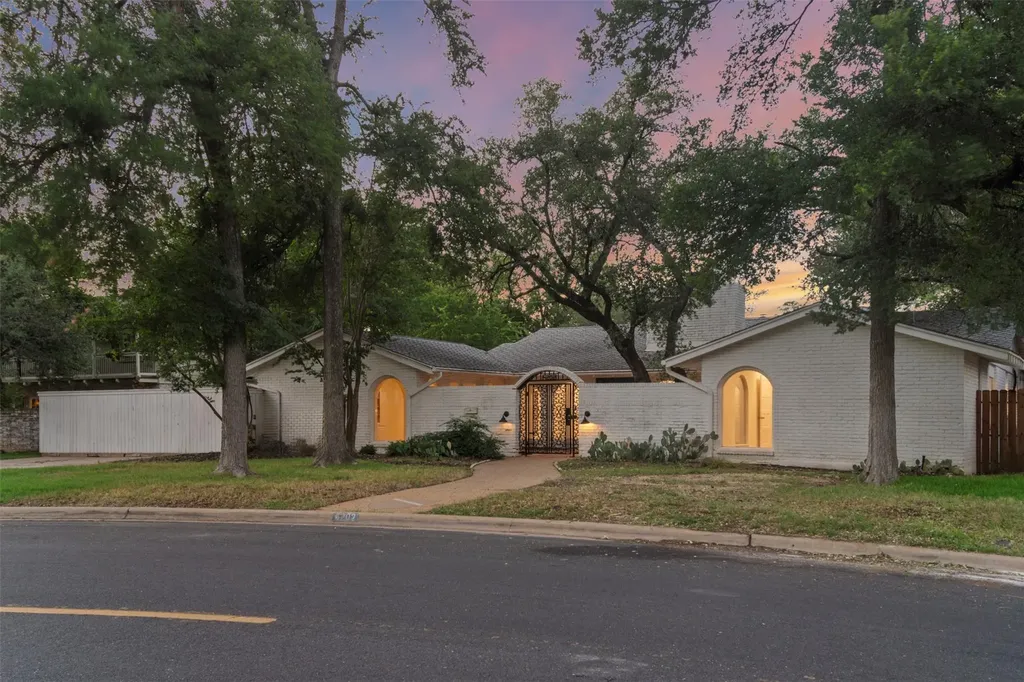 4202 N Hills Drive Austin TX 78731