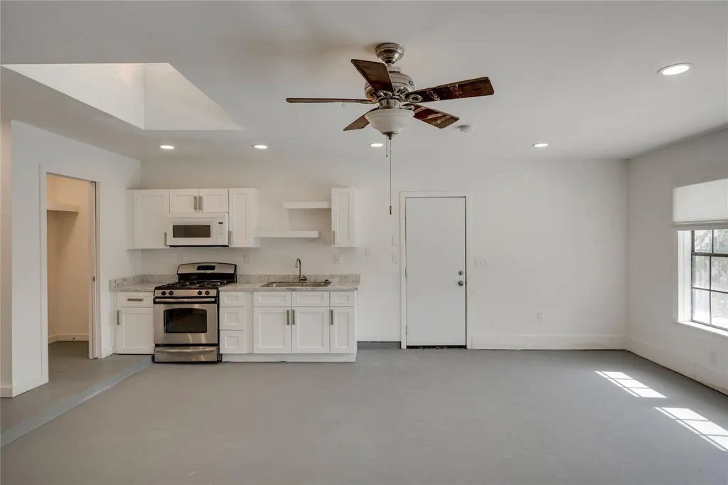 4202 N Hills Drive Austin TX 78731