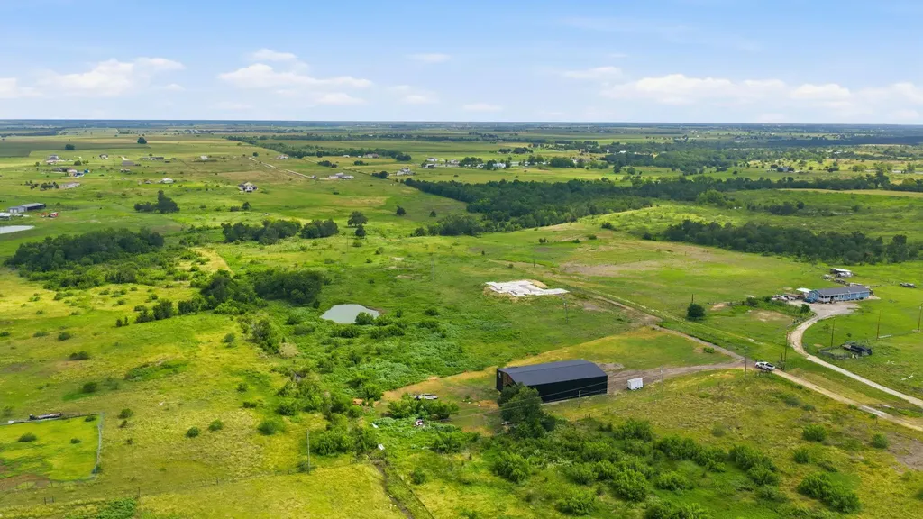 1701 County Road 466 Elgin TX 78621
