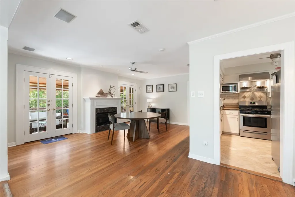 3401 Clearview Drive Austin TX 78703