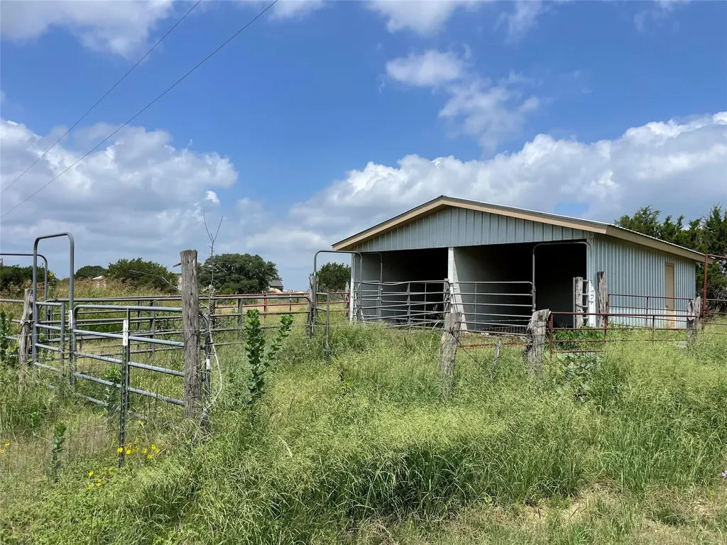 1435 County Road 108 Burnet TX 78611