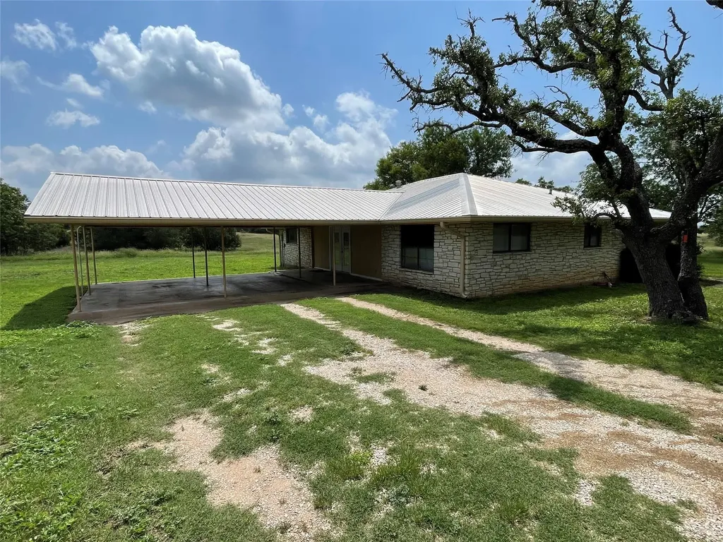 1435 County Road 108 Burnet TX 78611
