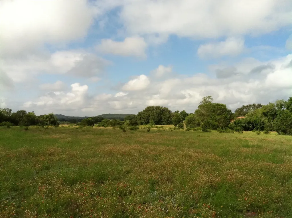 1435 County Road 108 Burnet TX 78611