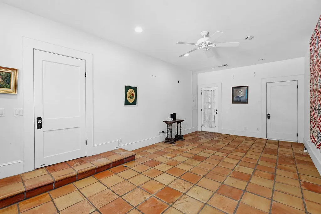 1232 Spruce Street Lockhart TX 78644