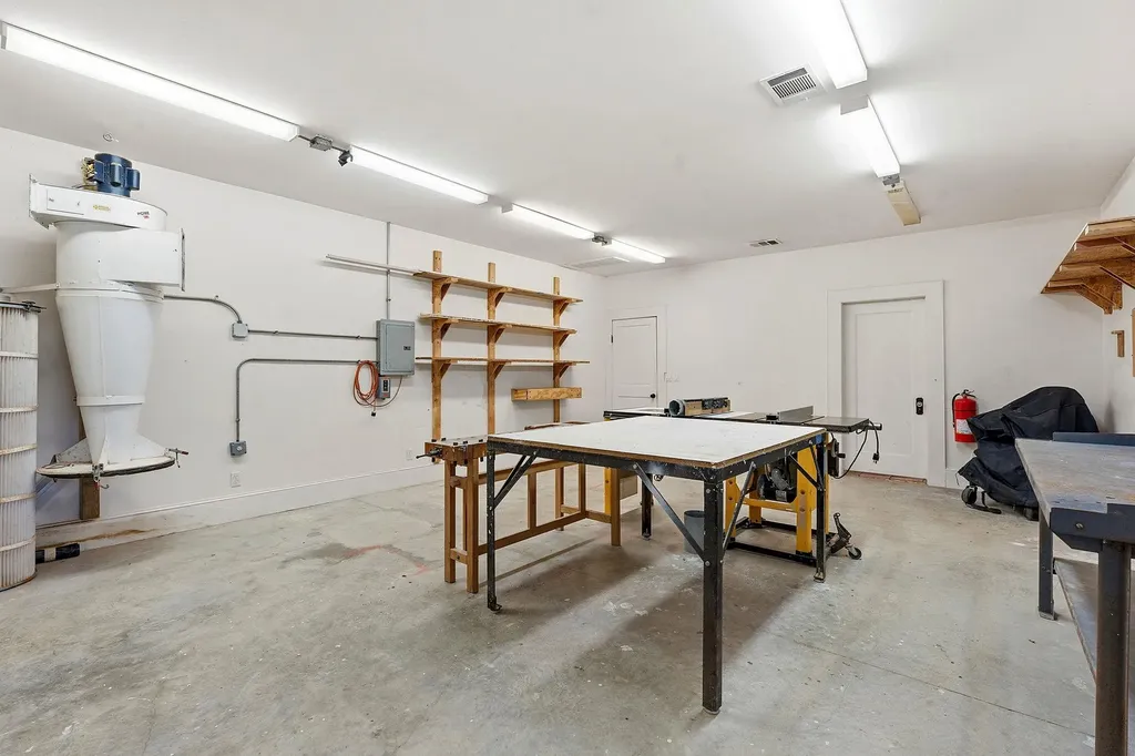 1232 Spruce Street Lockhart TX 78644