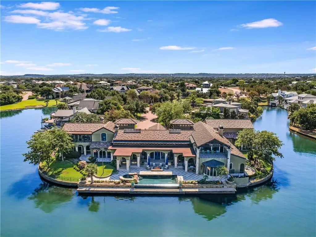 82 Applehead Island Drive Horseshoe Bay TX 78657