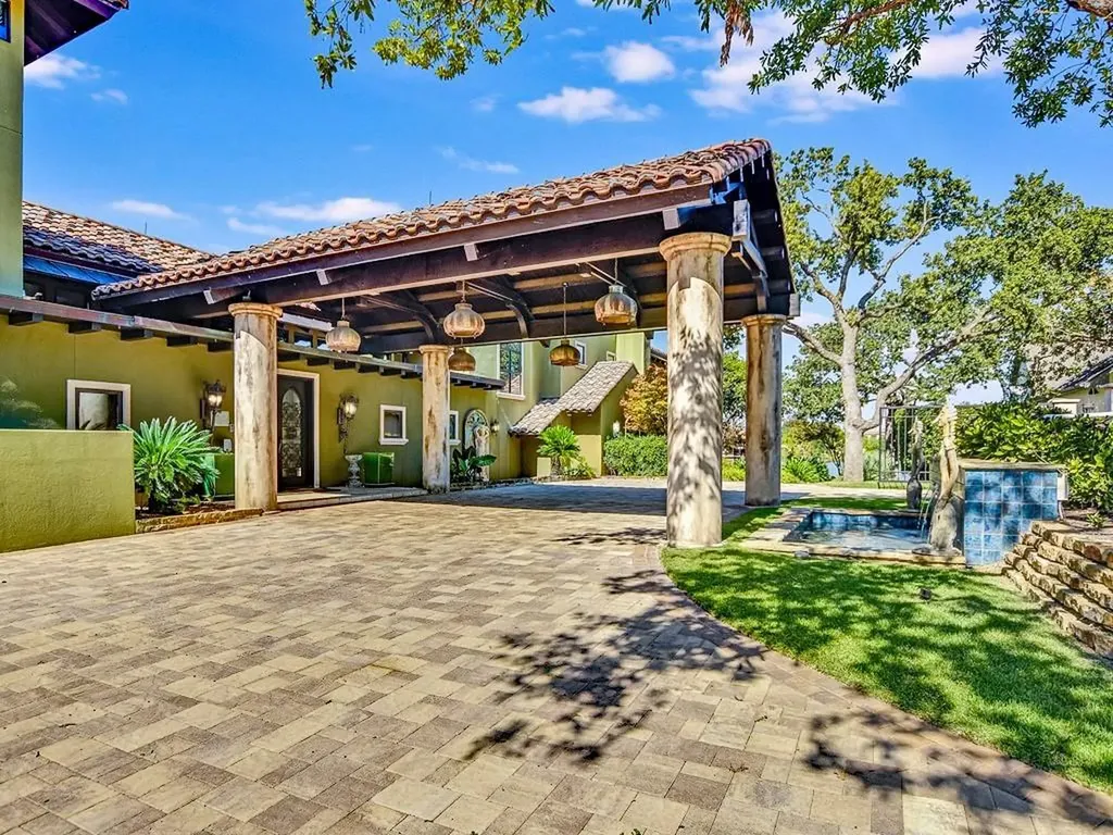 82 Applehead Island Drive Horseshoe Bay TX 78657