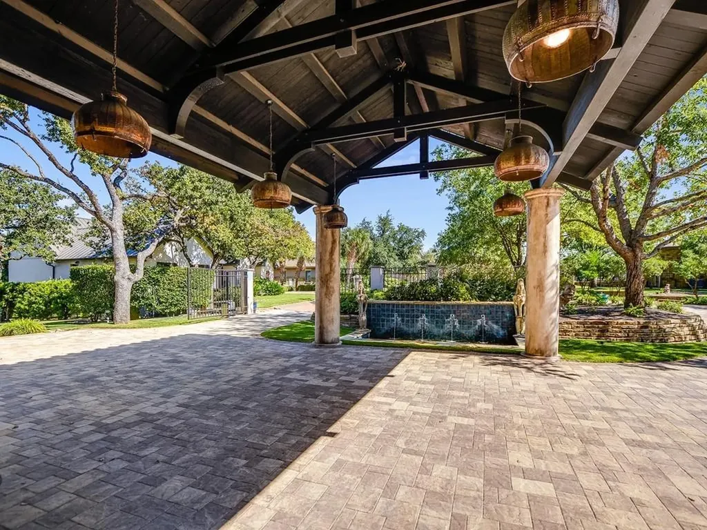 82 Applehead Island Drive Horseshoe Bay TX 78657