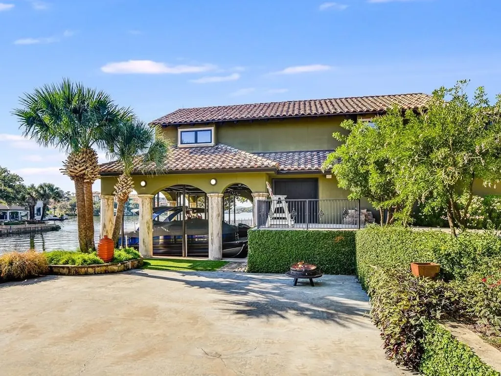 82 Applehead Island Drive Horseshoe Bay TX 78657