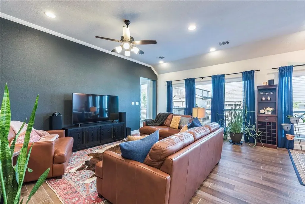 170 Alice Jane Lane Buda TX 78610
