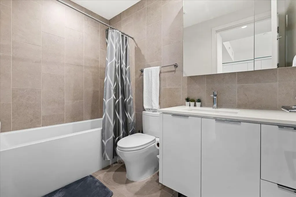 44 East Avenue Austin TX 78701