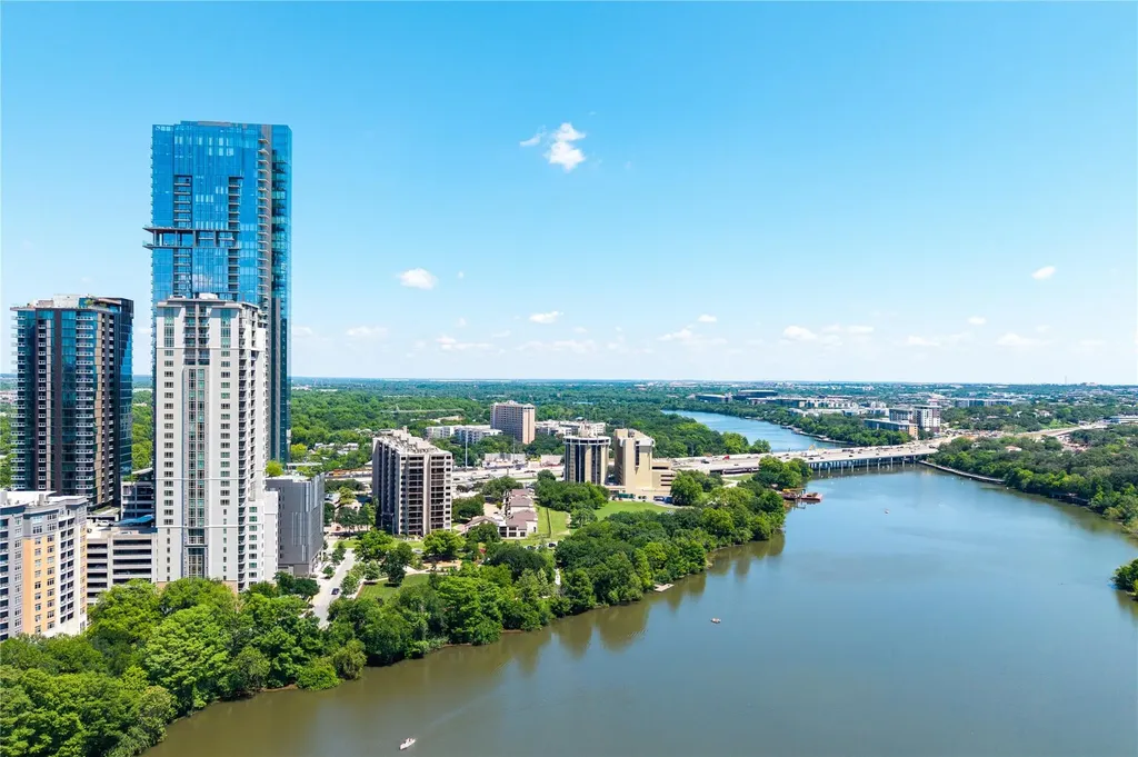 44 East Avenue Austin TX 78701