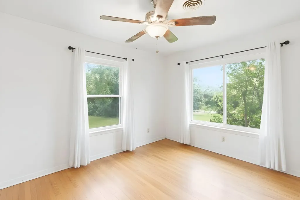 8207 Lazy Lane Austin TX 78757