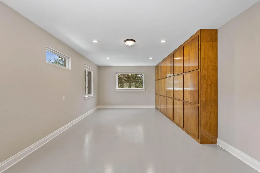 128 Carol Cove Spicewood TX 78669