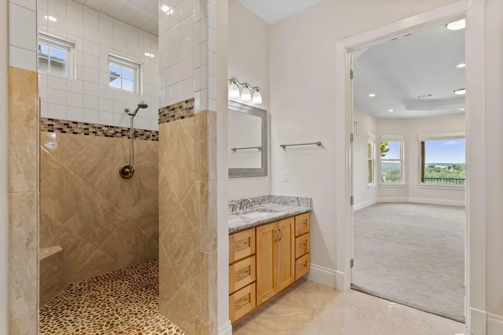 128 Carol Cove Spicewood TX 78669
