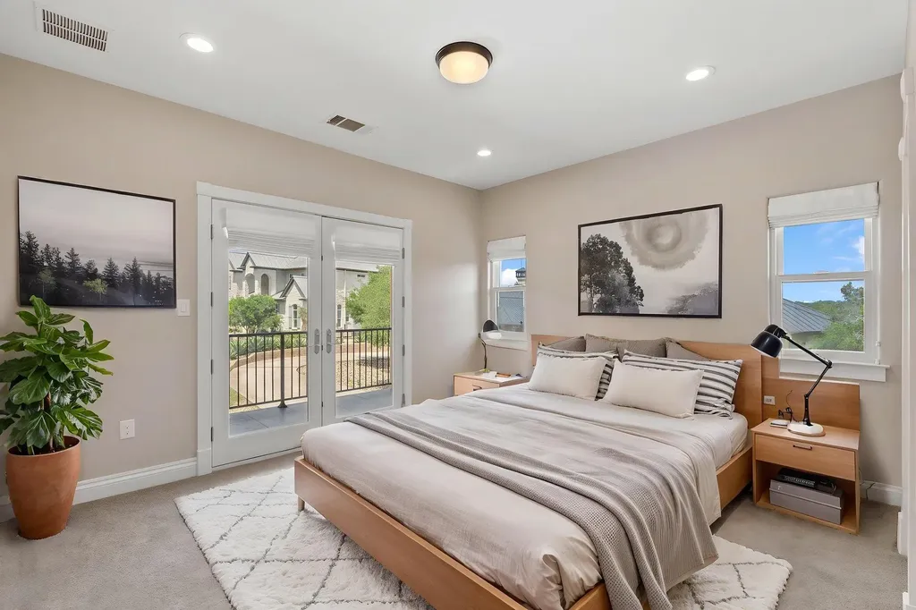 128 Carol Cove Spicewood TX 78669