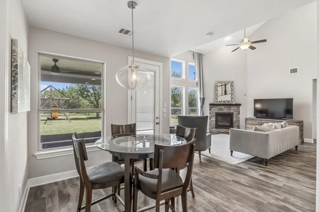 441 Jacksdaw Drive Austin TX 78737
