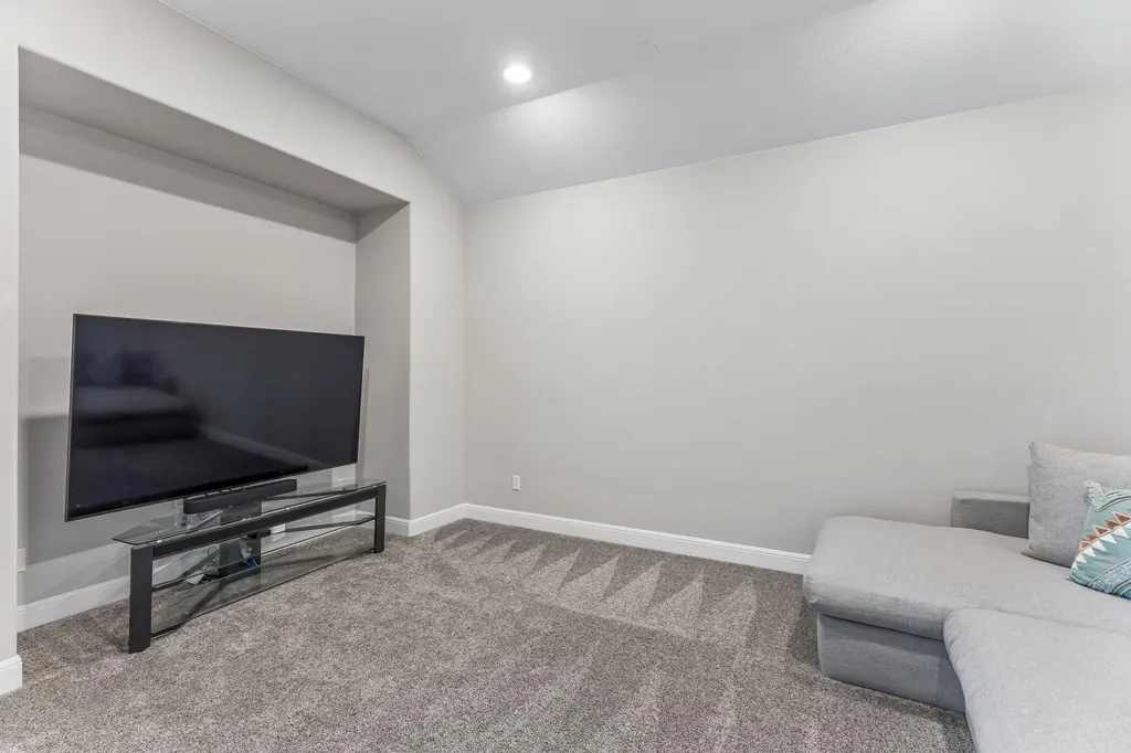 441 Jacksdaw Drive Austin TX 78737