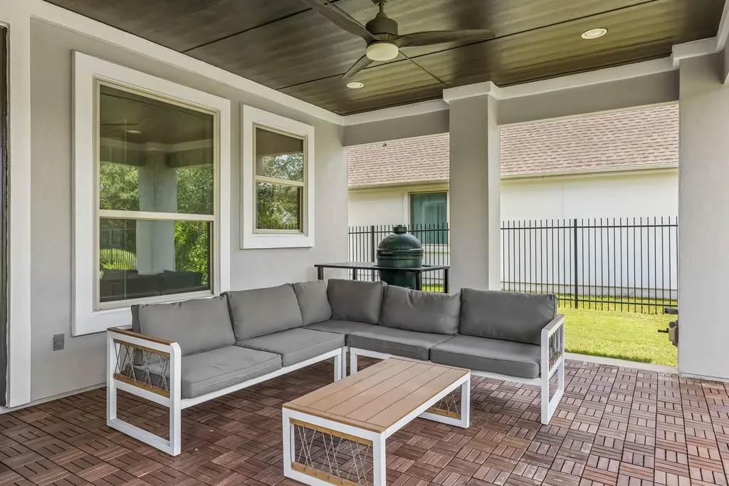 441 Jacksdaw Drive Austin TX 78737