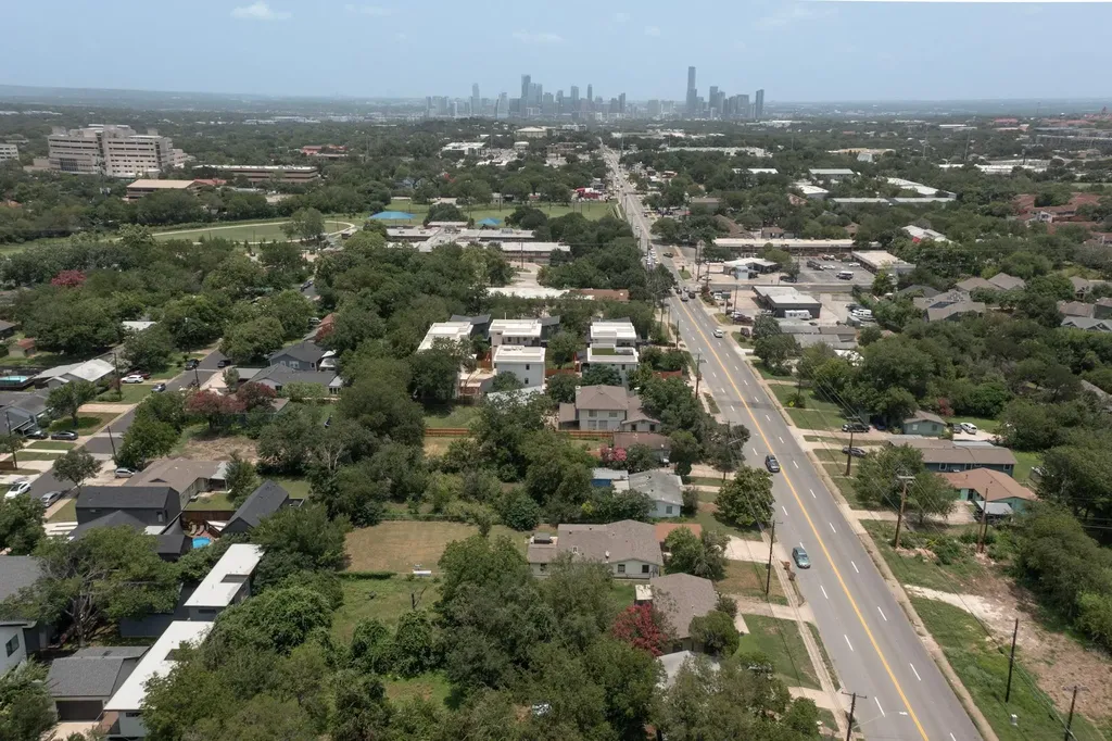 4502 S 1st Street Austin TX 78745
